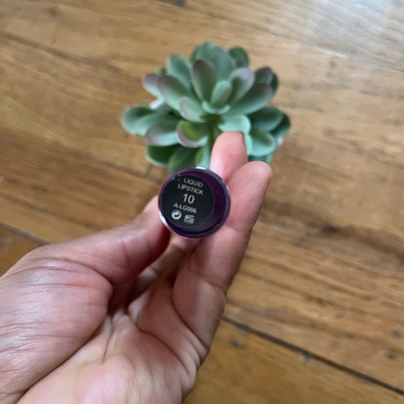 Lip matte - Picture 4 of 4